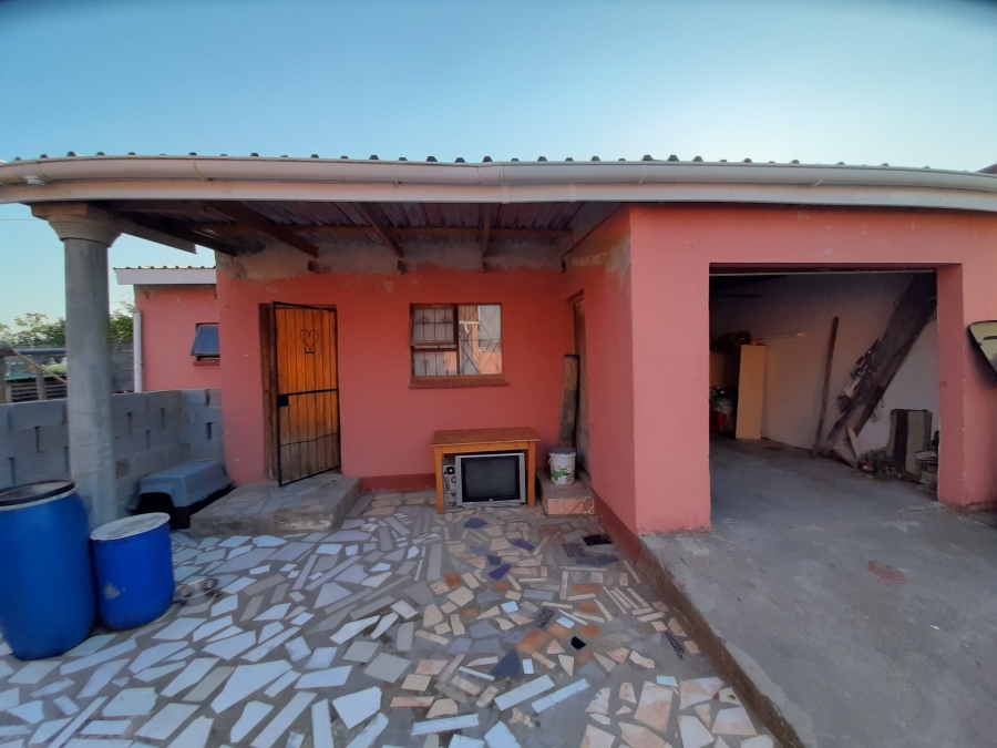 3 Bedroom Property for Sale in Amalinda North Eastern Cape